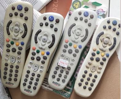 astro remote control rosak